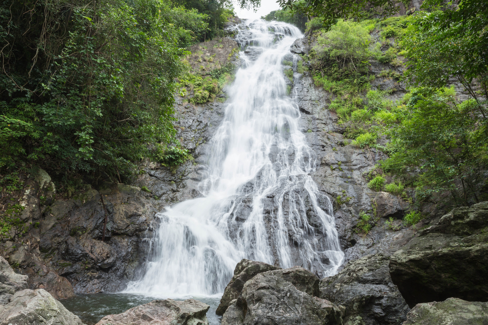 Sarika Waterfall (น้ำตกสาริกา)