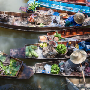 3 Floating Markets at Chachoengsao Thailand
